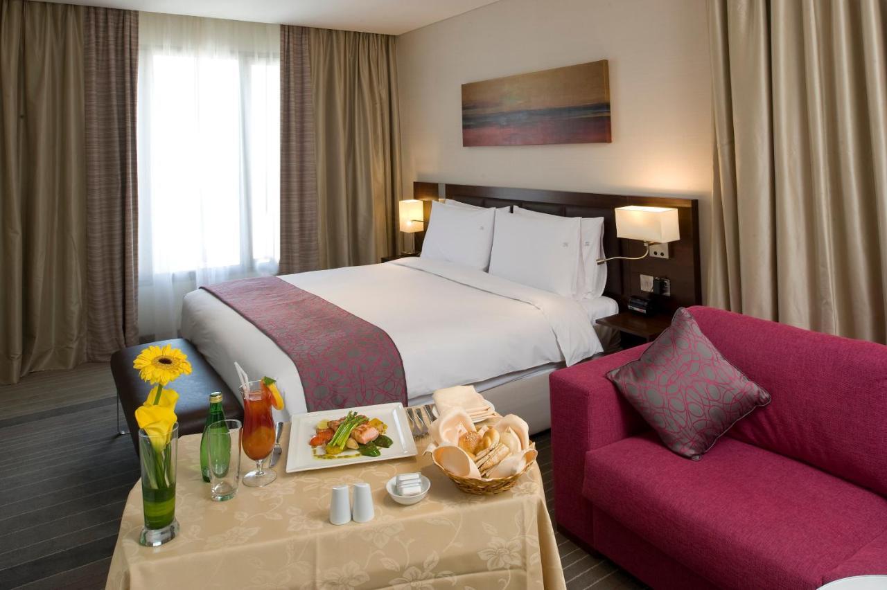 Holiday Inn Muscat Alseeb By Ihg Bagian luar foto