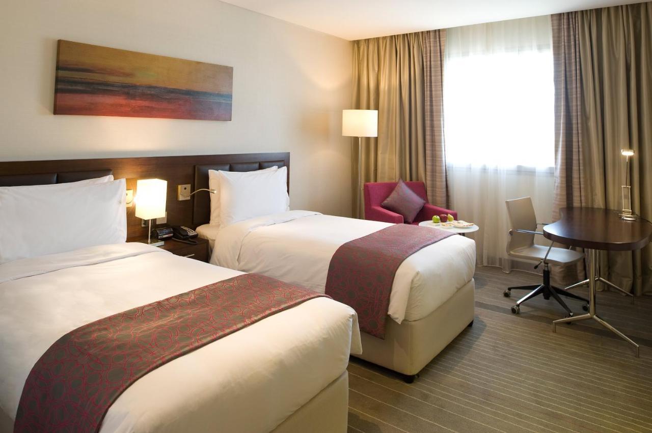 Holiday Inn Muscat Alseeb By Ihg Bagian luar foto
