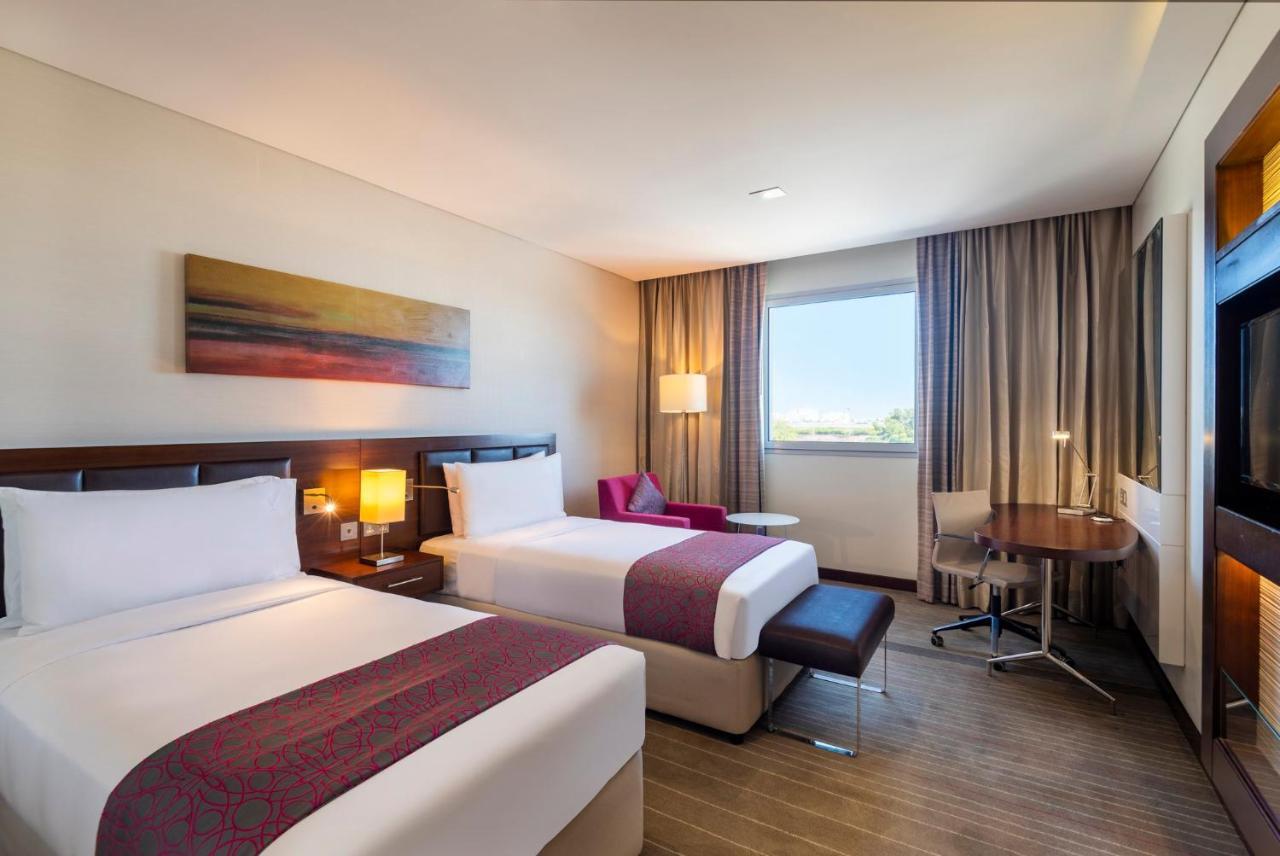 Holiday Inn Muscat Alseeb By Ihg Bagian luar foto