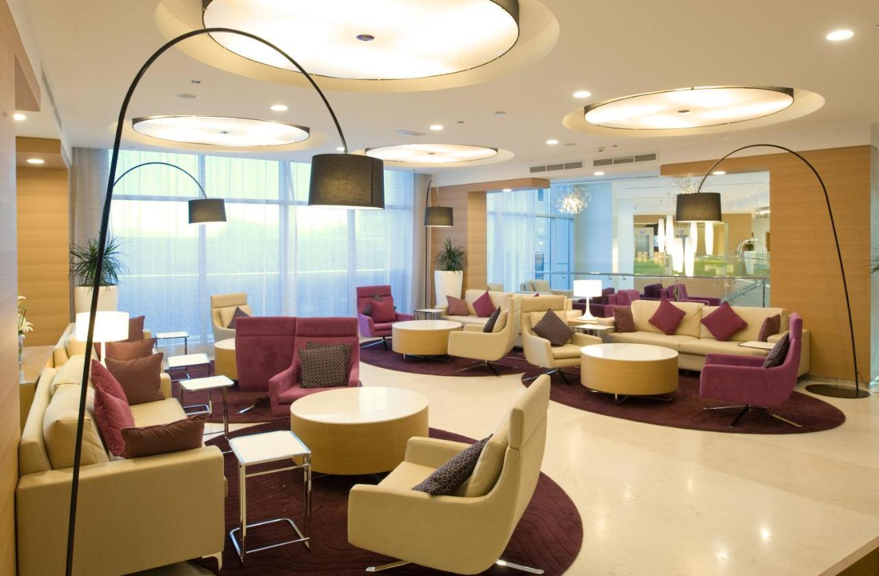 Holiday Inn Muscat Alseeb By Ihg Bagian luar foto